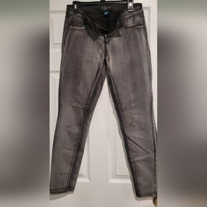 washed stretch skinny jeans, size 13, fits US 10